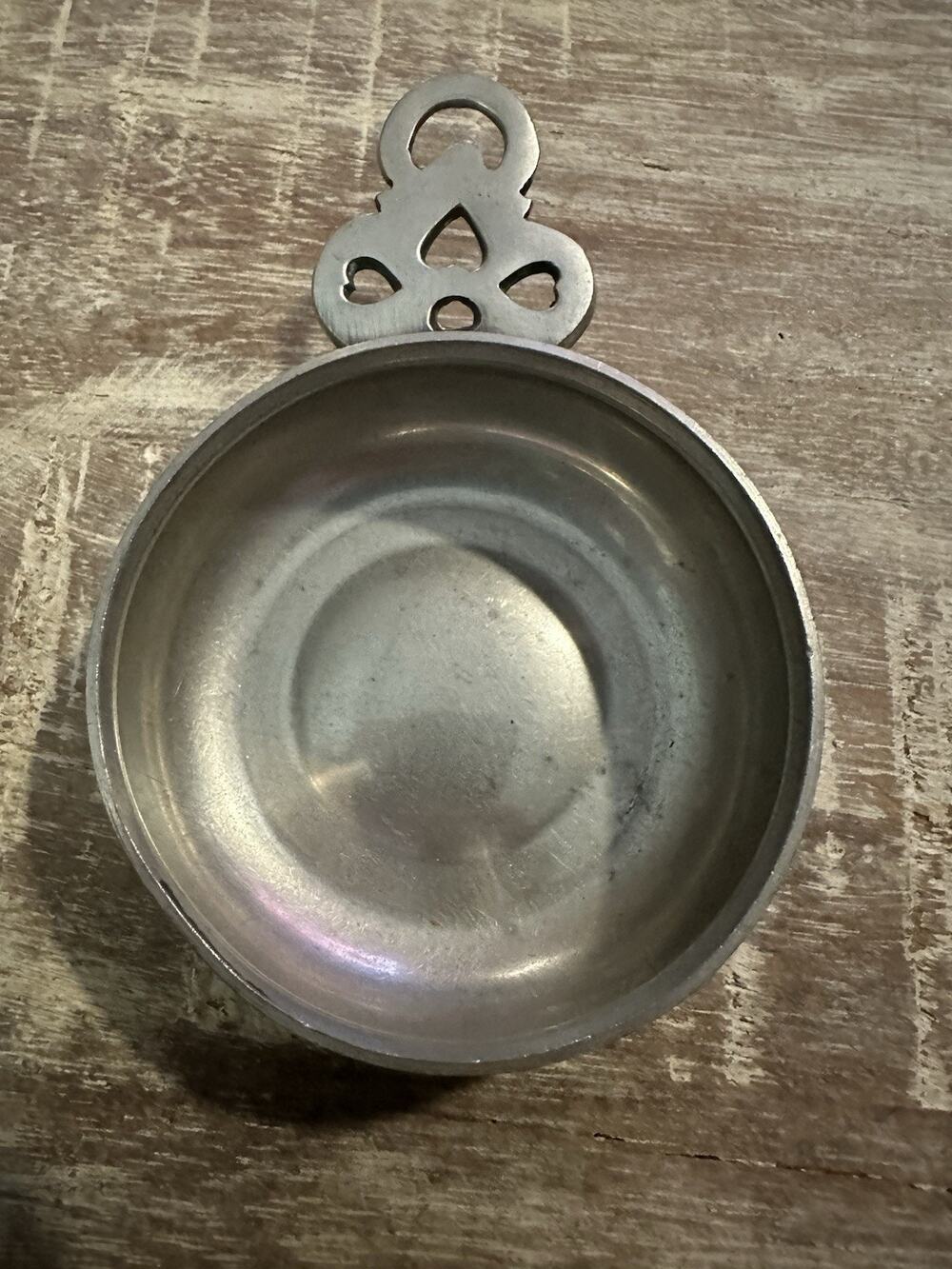 Stieff Colonial Williamsburg Pewter Porringer Bowl CW 16-10